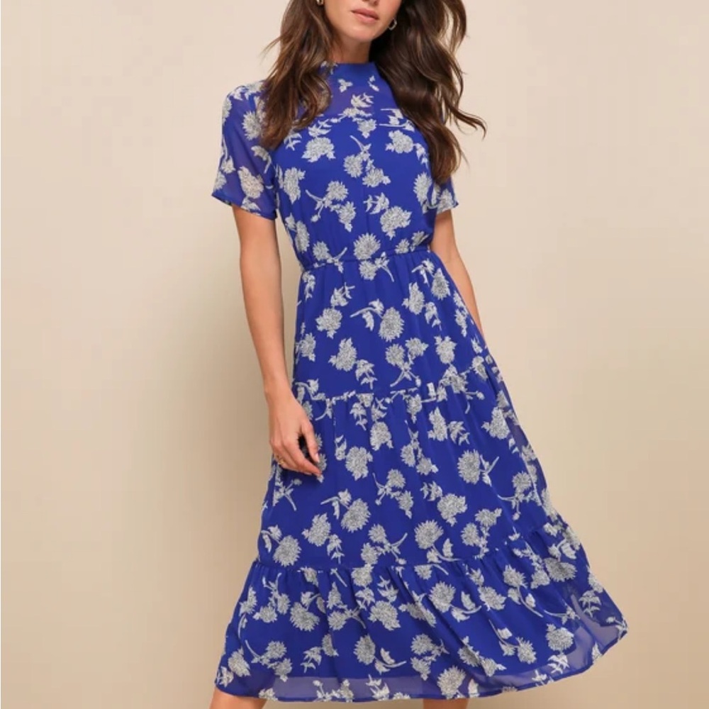 Lulu's Blue Floral Midi Dress